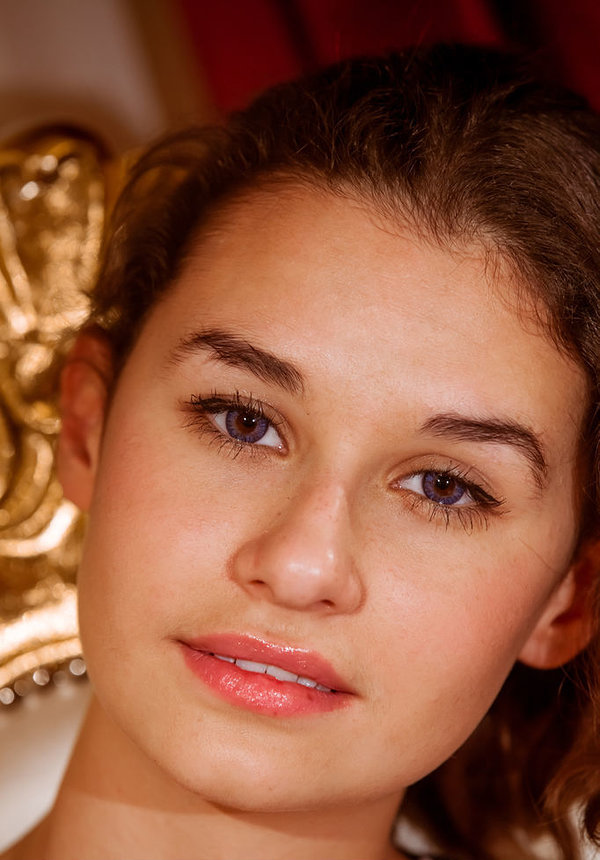 Радусик, 19 лет, 3 размер груди